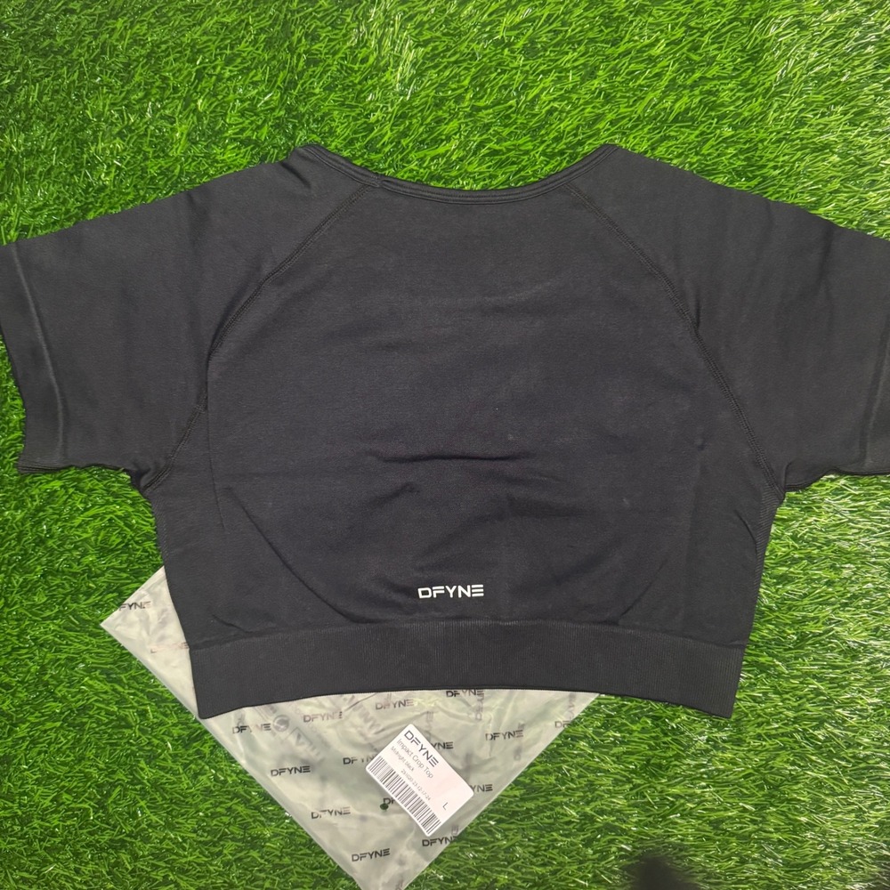 Dfyne impact crop top black large - Picture 2 of 3